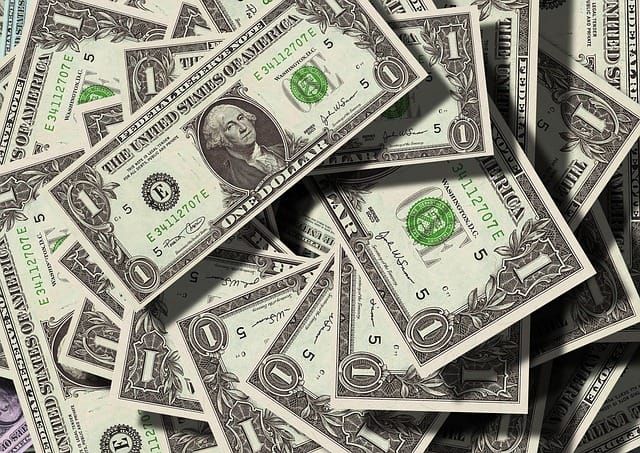 Ilustração do guia sobre Alta do Dólar: Alta Histórica e Impactos Econômicos