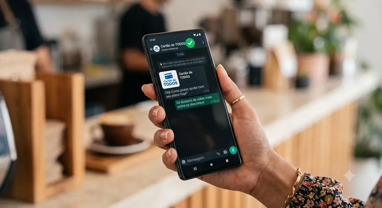Ao utilizar o cartão de todos whatsapp, certifique-se sempre de que a conta possui o selo de verificação para evitar fraudes. 